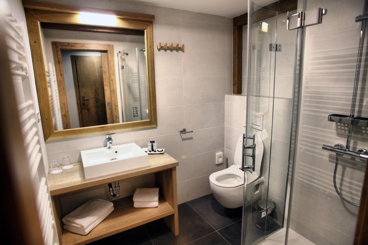 Hotel Kortus Jetrichovice  Bagian luar foto