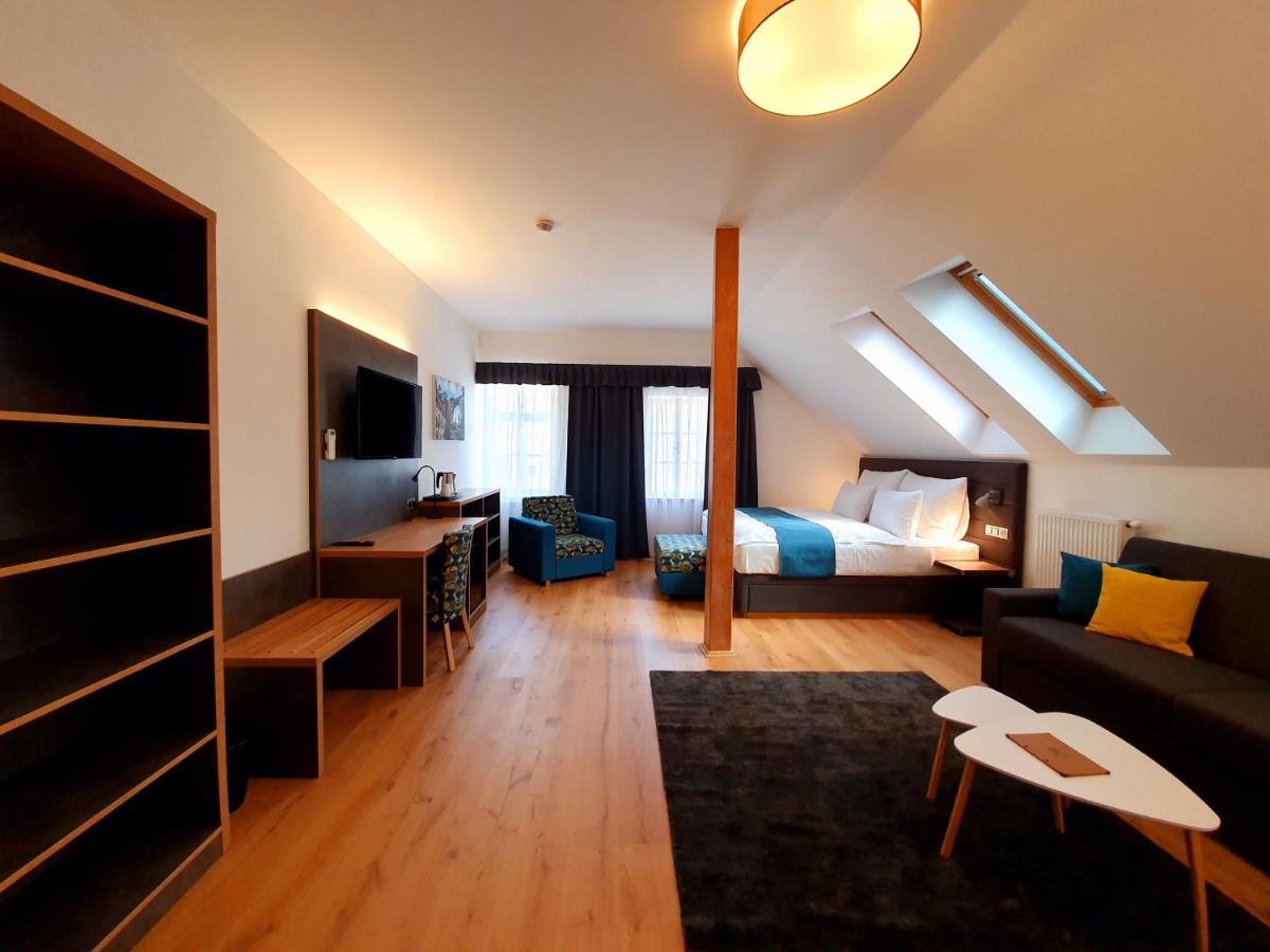 Hotel Kortus Jetrichovice  Bagian luar foto